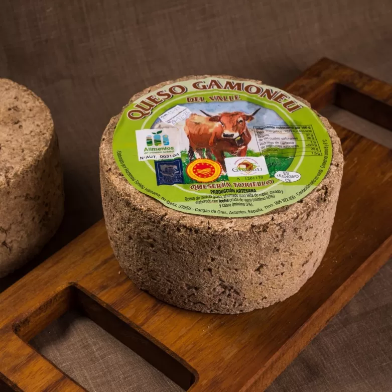 PDO "GAMONEU DEL VALLE" CHEESE (2.4 kg Approx.)