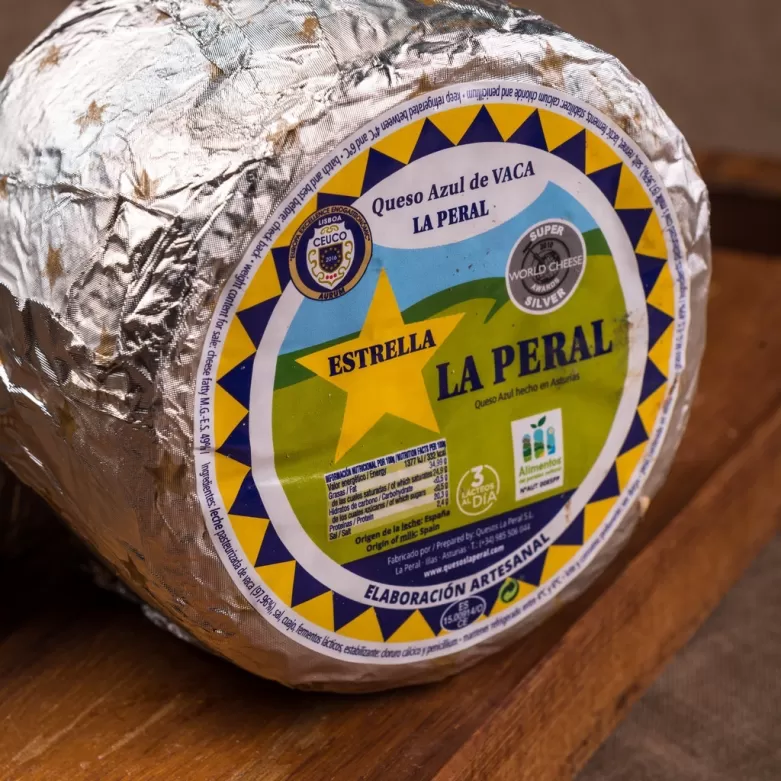 Queso asturiano semi azul La Peral de Illas (750g)