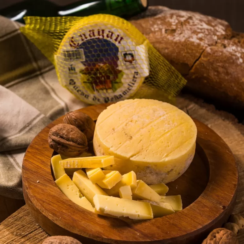 QUESO DE VACA PEÑAMELLERA CUAYAU (300 g.) Quesos de vaca -4%