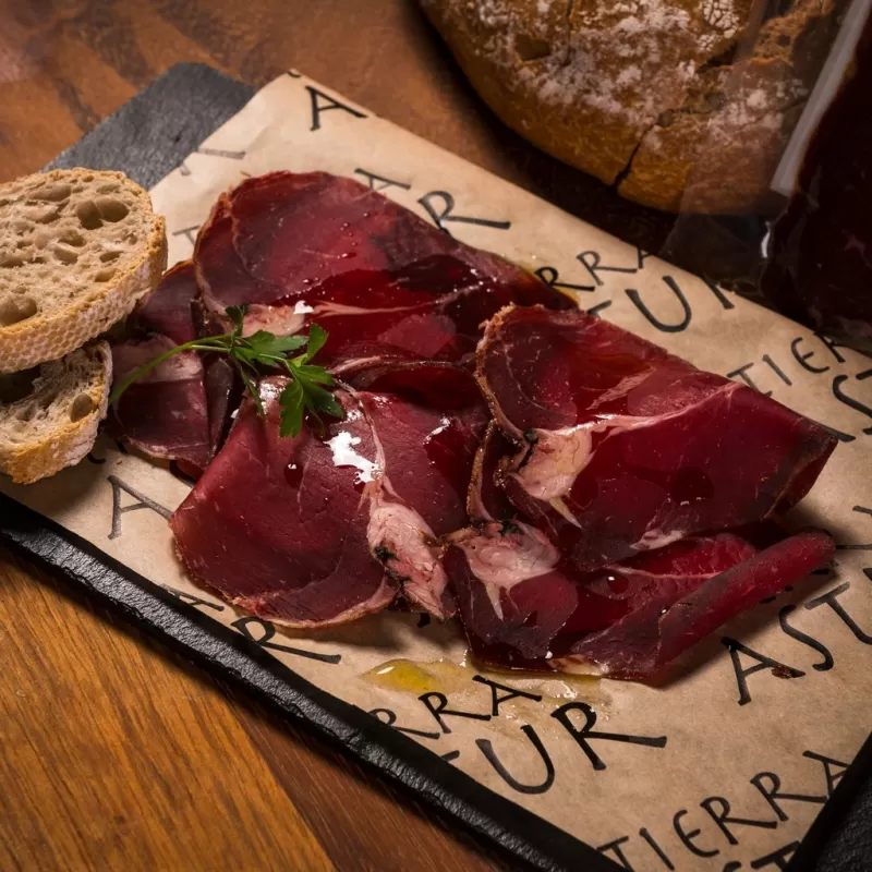 SLICED CURED BEEF CECINA FROM ASTURIAS BEEF (100 G)