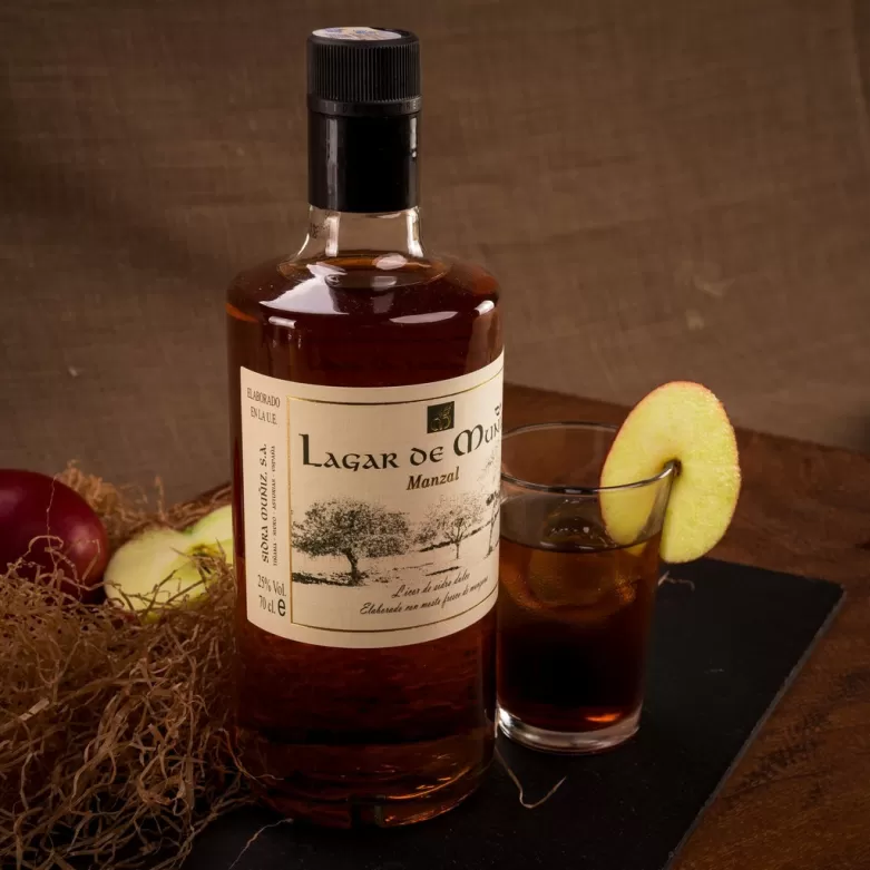 Spanish sweet cider liqueur