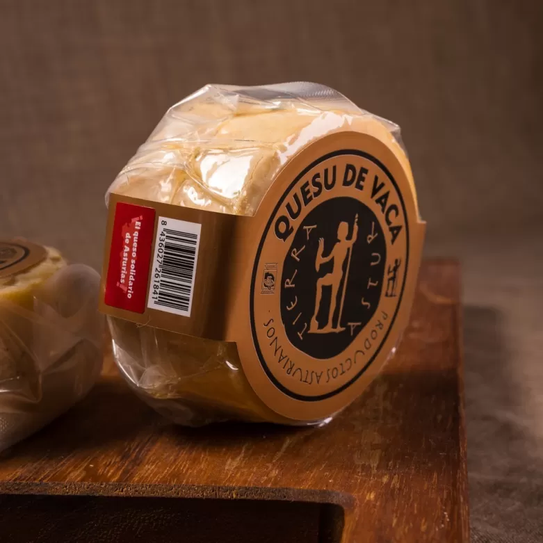 Cured spanish cheese