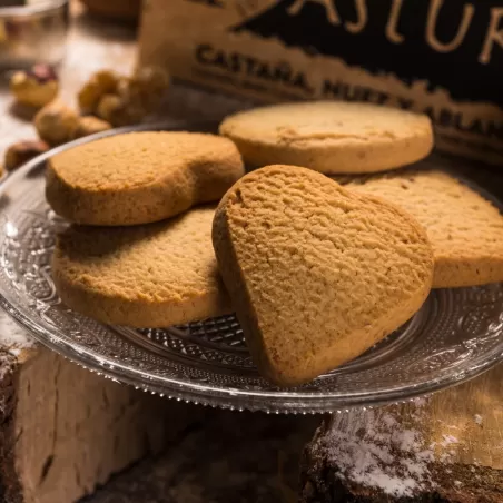 Surtido de Pastas caseras Tierra Astur. Galletas Asturianas con castaña, nuez y avellana.