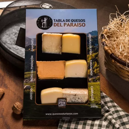 Table of 6 Asturian artisan cheeses