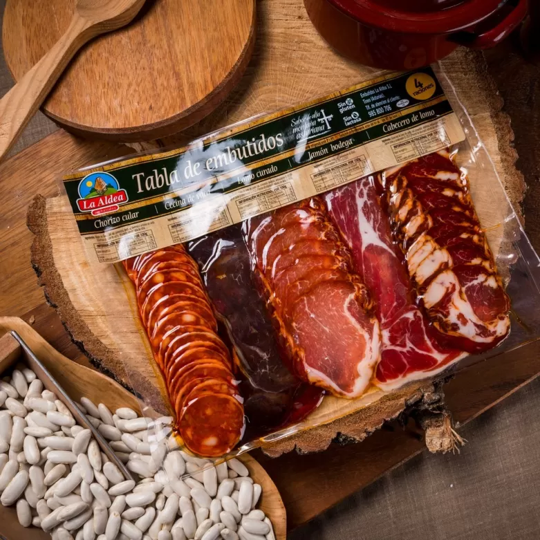 Table of Asturian artisan sausages