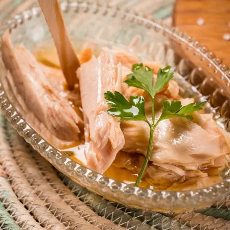 EL VIEJO PESCADOR MARINATED ALBACORE TUNA BELLY (90 G CAN)