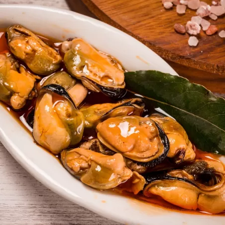 EL VIEJO PESCADOR MARINATED MUSSELS (135 G JAR)