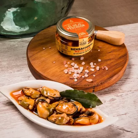 EL VIEJO PESCADOR MARINATED MUSSELS (135 G JAR)